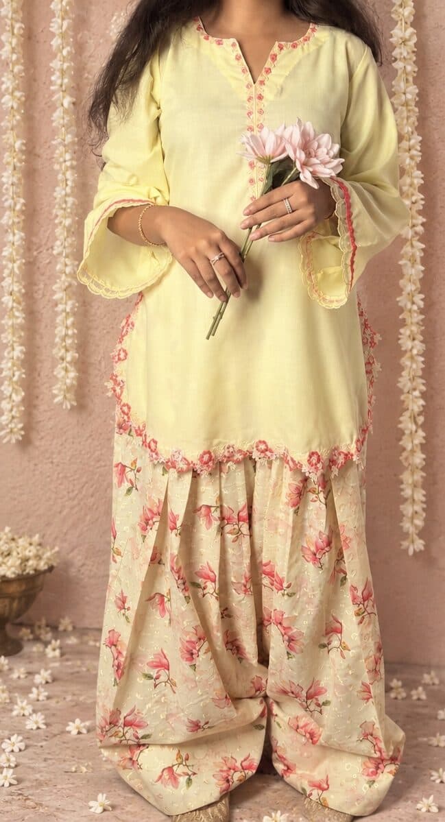 Yellow and Pink Farshi